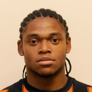 Luiz-Adriano-Shaktar-Donetsk.jpg