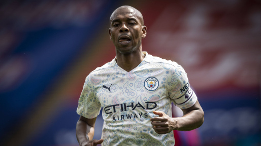 fernandinho-manchester-city-1621586425-63001.jpg