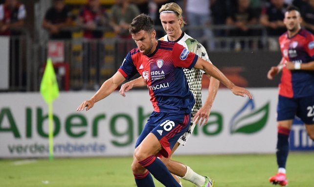 kevin-strootman-cagliari-2021.jpg