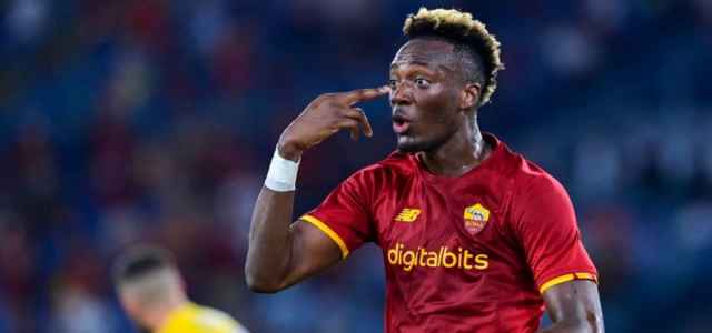 Tammy_Abraham_Roma_Twitter_2021-1-640x300.jpg