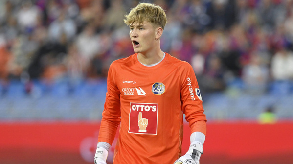 pascal-loretz-fc-luzern-2023-1702655915-124105.jpg