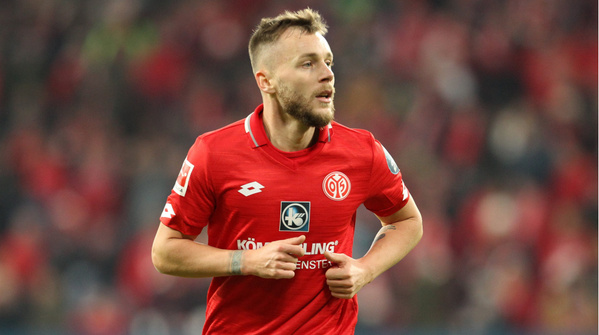 alexandru-maxim-fsv-mainz-05-1576507059-28436.jpg